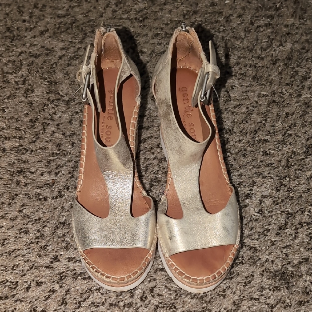 Gentle Souls Elyssa Easy T-Strap Wedge Sandal
